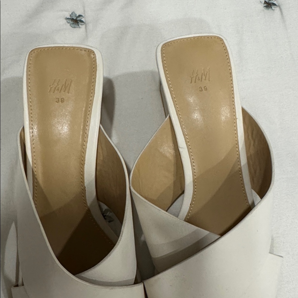 H&M New Vegan White Sandals 8 - Picture 3 of 5
